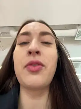 Snapshot of Holly_Play chatting on 21, 1, 2025 Holly Play online show from 21, 1, 2025