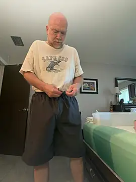 FLSexyGuy online show from 15, 4, 2026