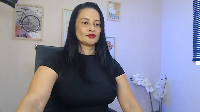 lucy diiaz online show from 10, 1, 2025