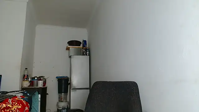 Hugetittiesxx2 online show from 18, 2, 2026