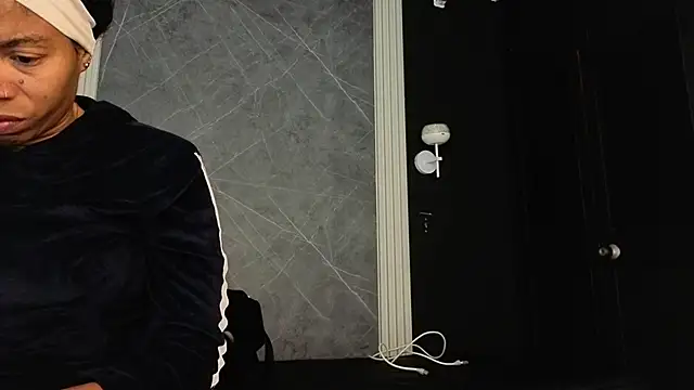 Snapshot of YummyDuooo chatting on 22, 11, 2025 YummyDuooo online show from 22, 11, 2025