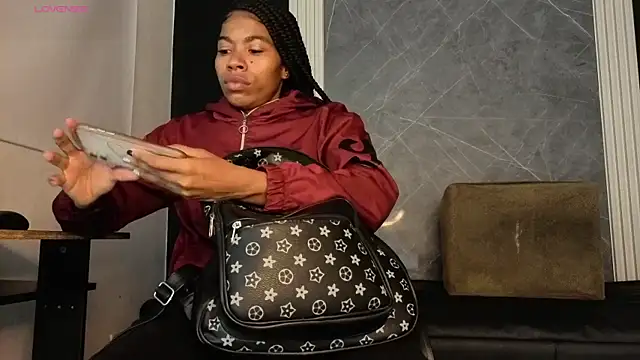 Snapshot of YummyDuooo chatting on 20, 12, 2025 YummyDuooo online show from 20, 12, 2025