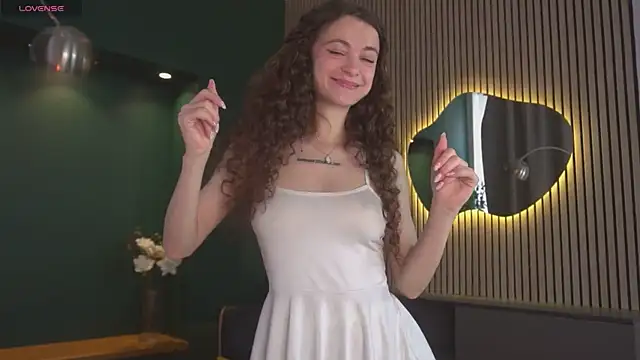 Curly Moon online show from 7, 7, 2026