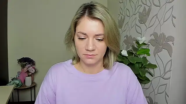 MariaSttone online show from 12, 9, 2025