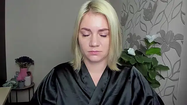 MariaSttone online show from 2, 11, 2025