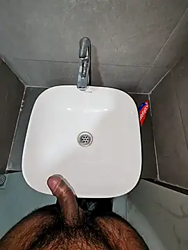 Snapshot of rahulGJ03 chatting on 23, 12, 2024 rahulGJ03 online show from 23, 12, 2024