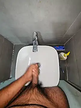 Snapshot of rahulGJ03 chatting on 27, 12, 2024 rahulGJ03 online show from 27, 12, 2024