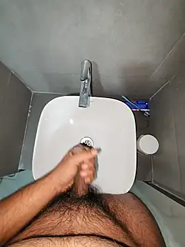 Snapshot of rahulGJ03 chatting on 28, 12, 2024 rahulGJ03 online show from 28, 12, 2024