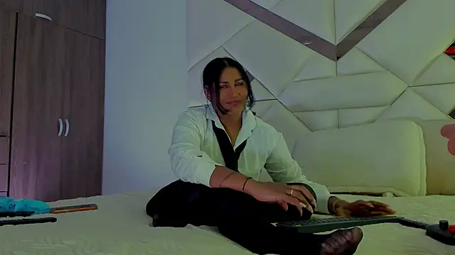 Snapshot of StormyButty18 chatting on 3, 12, 2025 StormyButty18 online show from 3, 12, 2025