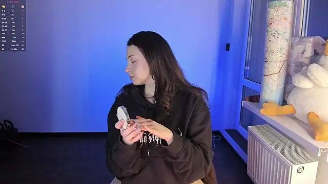 Snapshot of MonicaRocket chatting on 17, 12, 2025 MonicaRocket online show from 17, 12, 2025