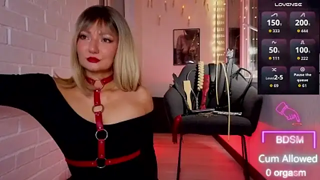 Sandralawrence online show from 28, 10, 2025