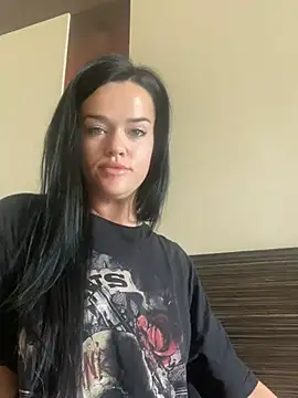 English-Chloe96 online show from 10, 3, 2025