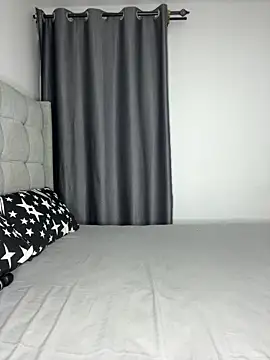 prettiepearl online show from 15, 11, 2025