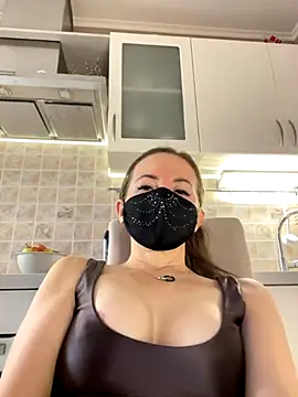 MilfeaN online show from 5, 11, 2025