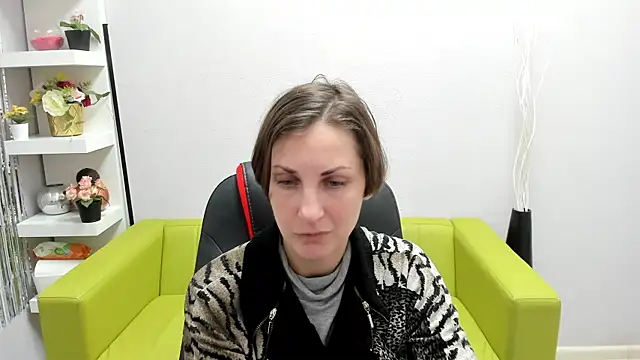 Snapshot of AuroraScript chatting on 21, 12, 2024 AuroraScript online show from 21, 12, 2024