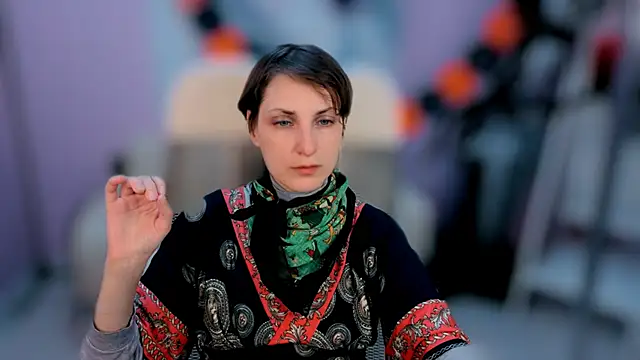 Snapshot of AuroraScript chatting on 23, 10, 2025 AuroraScript online show from 23, 10, 2025