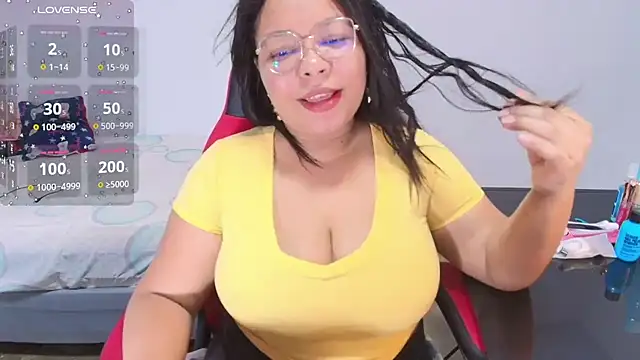 Snapshot of italy___boobs chatting on 3, 3, 2025 italy boobs online show from 3, 3, 2025
