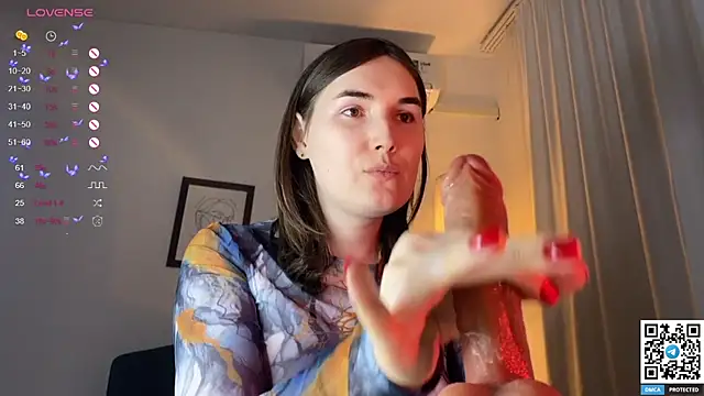 Snapshot of Maria_Bowie chatting on 19, 2, 2025 Maria Bowie online show from 19, 2, 2025