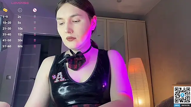 Snapshot of Maria_Bowie chatting on 6, 2, 2026 Maria Bowie online show from 6, 2, 2026