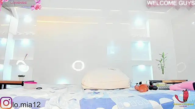 julietha taylor online show from 5, 3, 2025