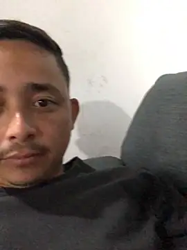 isacalejandroo online show from 28, 12, 2024