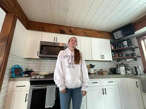 Snapshot of MissSwitch chatting on 24, 1, 2025 MissSwitch online show from 24, 1, 2025