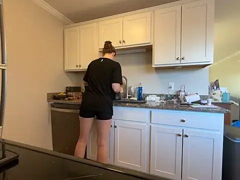 Snapshot of MissSwitch chatting on 18, 3, 2025 MissSwitch online show from 18, 3, 2025