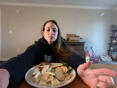 Snapshot of MissSwitch chatting on 22, 3, 2025 MissSwitch online show from 22, 3, 2025