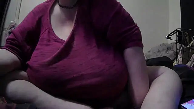 Snapshot of Alli_Kat chatting on 9, 11, 2025 Alli Kat online show from 9, 11, 2025