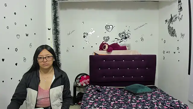 Luna Star Sl online show from 17, 1, 2025