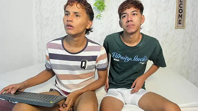 boys yourparty online show from 24, 5, 2026