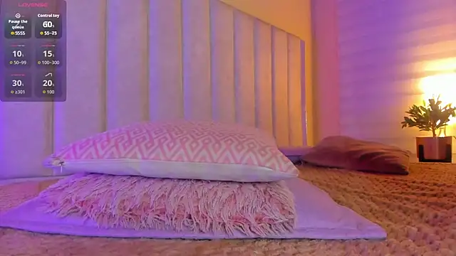 Snapshot of lil_hanna18 chatting on 19, 11, 2025 lil hanna18 online show from 19, 11, 2025