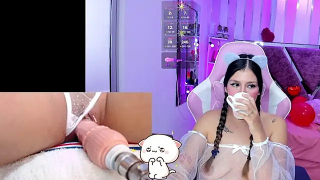 Snapshot of BellyRouse chatting on 8, 2, 2025 BellyRouse online show from 8, 2, 2025