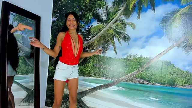 Mieldeluna online show from 8, 12, 2024