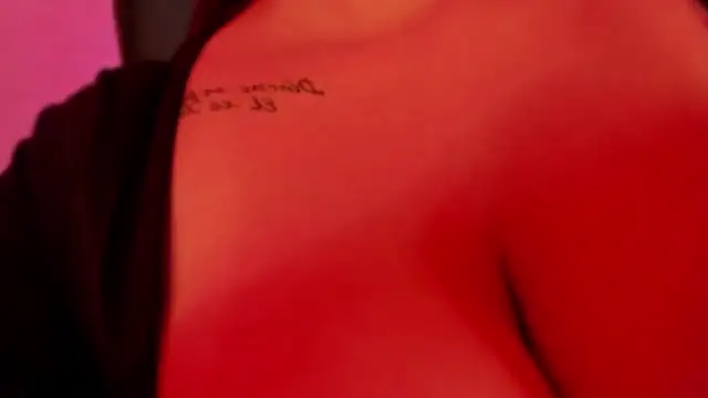 Snapshot of isabelithaa chatting on 19, 2, 2025 isabelithaa online show from 19, 2, 2025