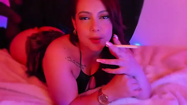 Snapshot of isabelithaa chatting on 11, 3, 2025 isabelithaa online show from 11, 3, 2025