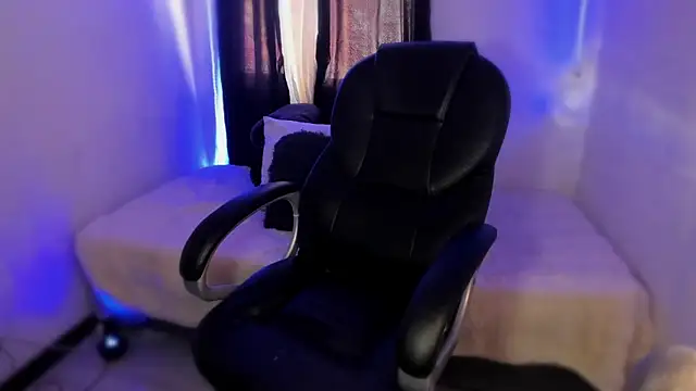 Snapshot of isabelithaa chatting on 27, 9, 2025 isabelithaa online show from 27, 9, 2025