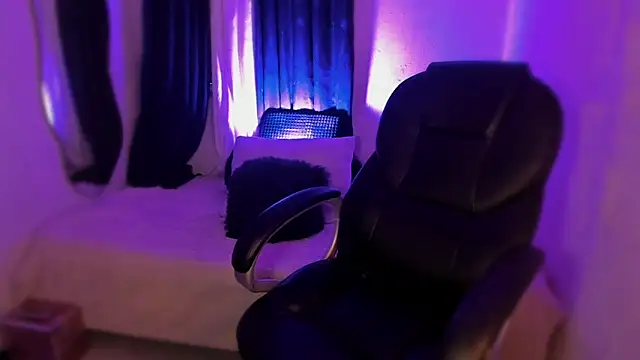 isabelithaa online show from 9, 7, 2026