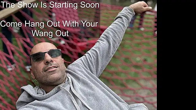 bear russian hunk online show from 6, 11, 2025