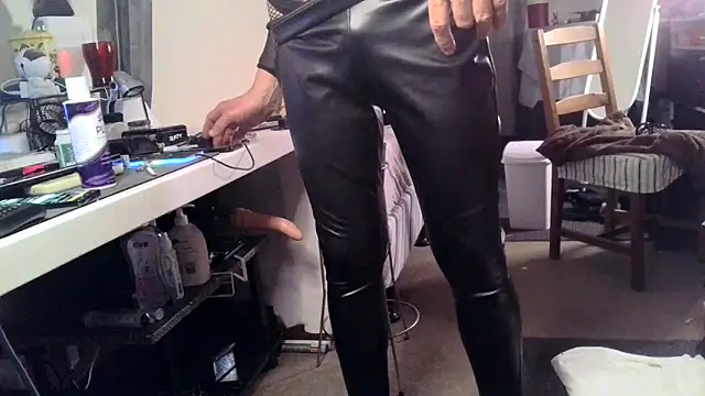 SissyJamie123 online show from 15, 4, 2026
