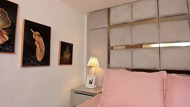 Snapshot of AmbarJensen chatting on 25, 9, 2025 AmbarJensen online show from 25, 9, 2025