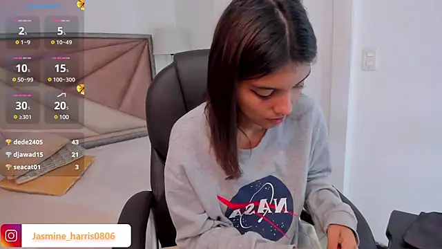 JasmineHarris online show from 5, 2, 2025