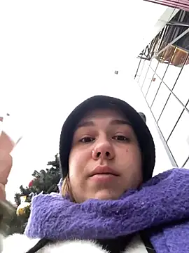 SuzieMurray online show from 25, 12, 2024