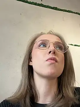 CaseyStar online show from 6, 2, 2025