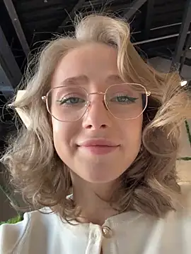 CaseyStar online show from 22, 2, 2025