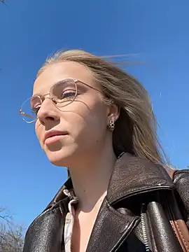 CaseyStar online show from 7, 3, 2025