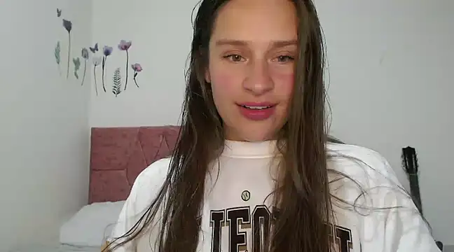 Snapshot of Serenity chatting on 18, 2, 2025 Serenity online show from 18, 2, 2025