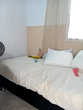 Snapshot of Kendra_Kait chatting on 28, 1, 2025 Kendra Kait online show from 28, 1, 2025