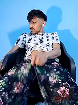 Snapshot of charlesss19 chatting on 20, 3, 2025 charlesss19 online show from 20, 3, 2025