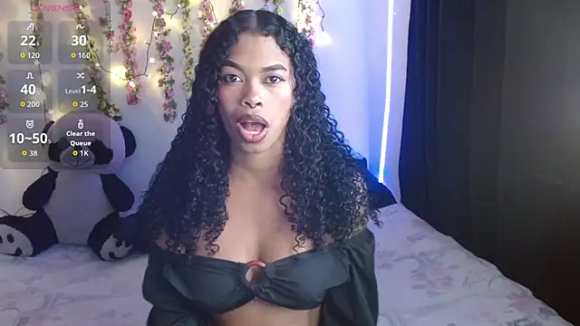 Snapshot of Shenna_brunette_ chatting on 22, 9, 2025 Shenna brunette  online show from 22, 9, 2025
